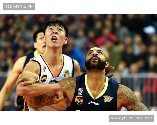 CBA胡金秋篮下终结训练更强硬，展现篮球硬汉风范