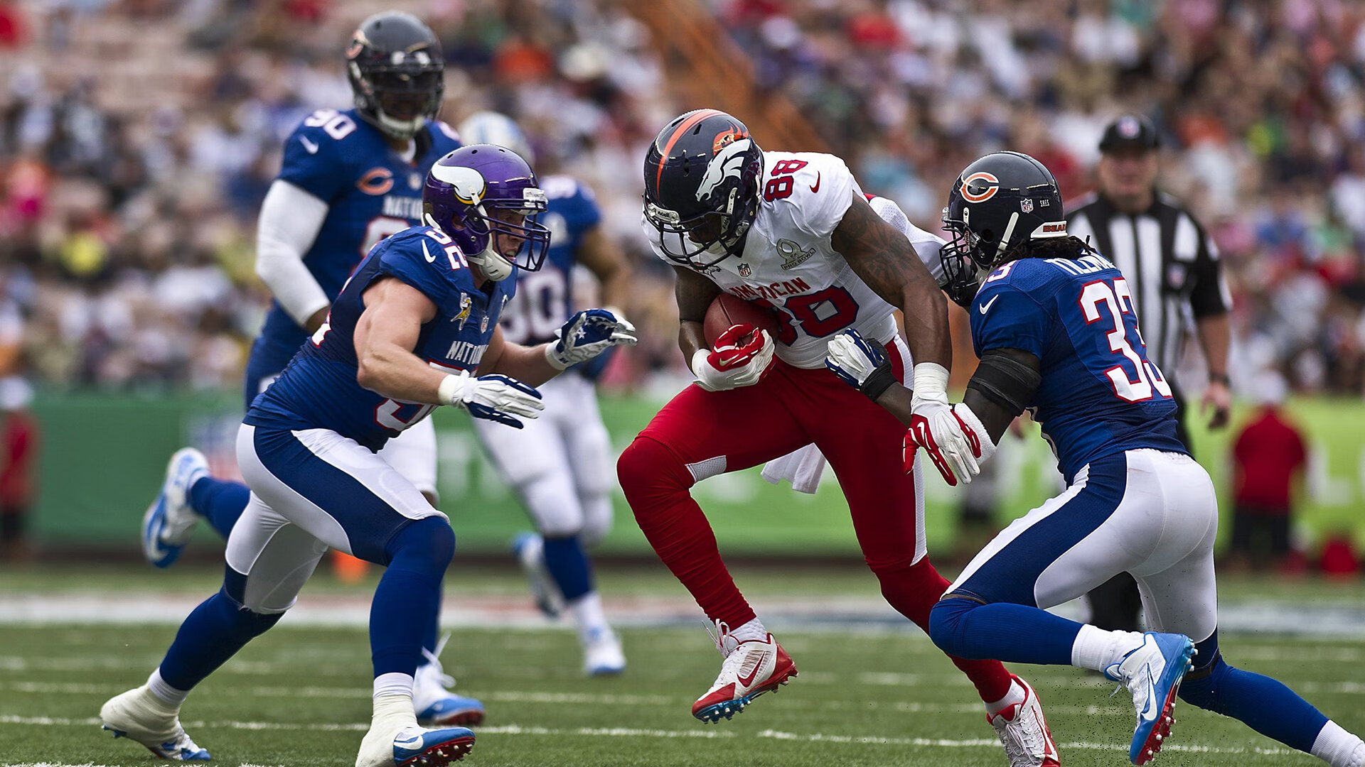 世界杯欧洲区预选赛：荷兰压倒法国拿到小组头名 范戴克稳固后防线获赞